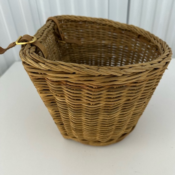 Wicker Bicycle Baskets with Leather Straps - Pair - Picture 7 of 7